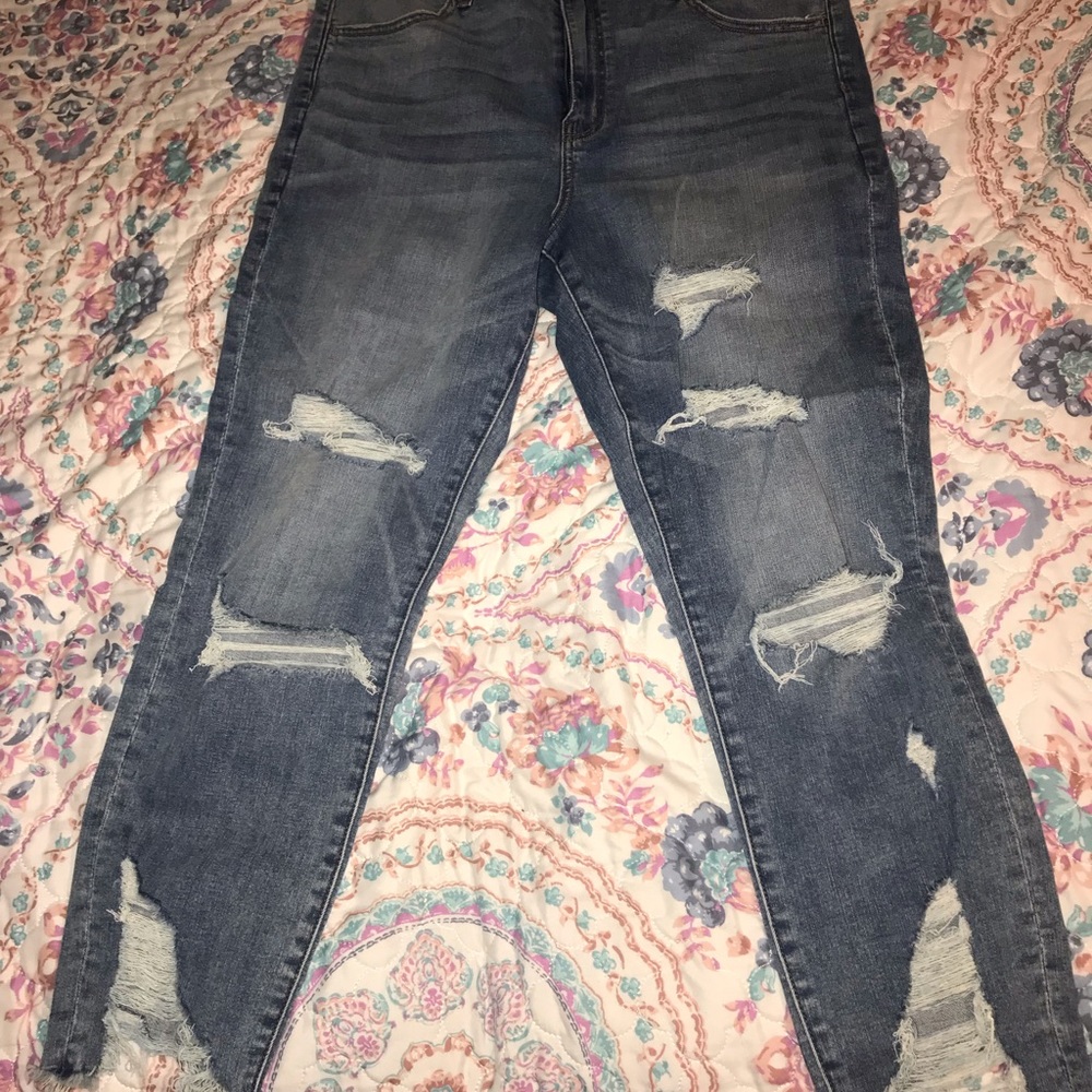 Distressed cropped jeggings